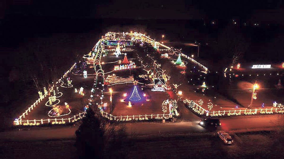 Drive-thru light display in Lebanon spreads Christmas cheer