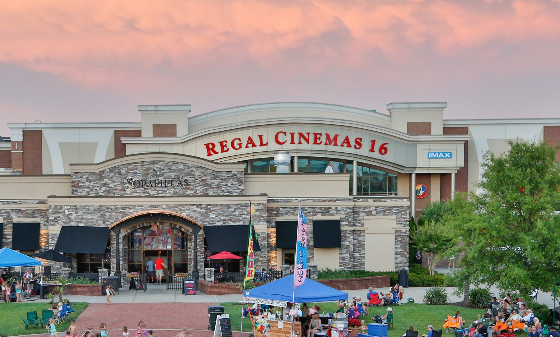 Regal Cinemas Temporarily Closes All U.S. Theatres