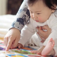how to read to a newborn